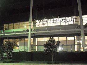 日本はキャラバン別館のドアのアーティストフェンシングアルミニウムパネルを絶縁